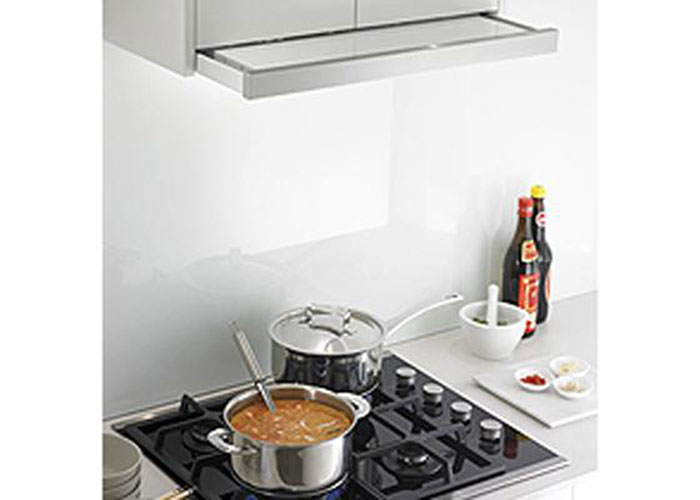 Máy hút mùi Electrolux EFP6520X Công nghệ hiện đại