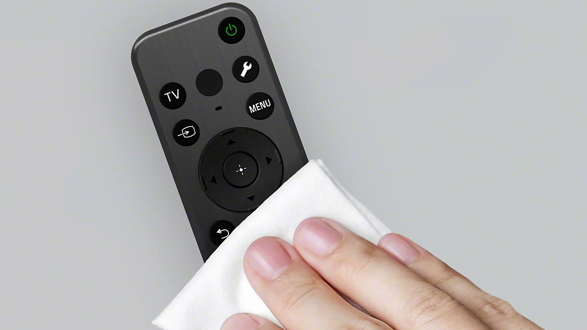 Remote tivi KD-75X80L dễ dàng vệ sinh